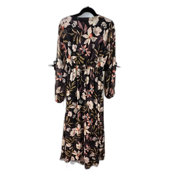 Everly Wrap Top Floral Maxi Dress Size Large - Picture 2 of 4